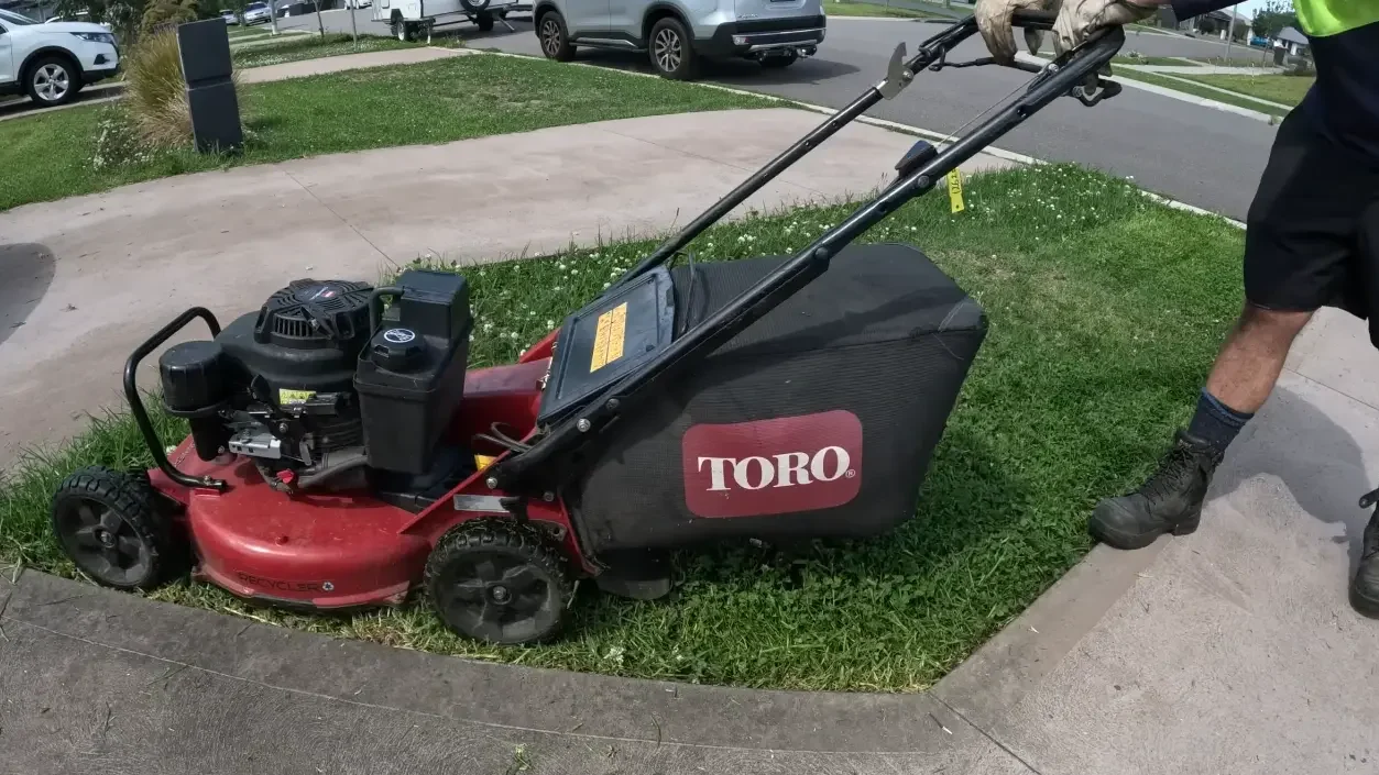 Lawn mowing service in Abilene TX